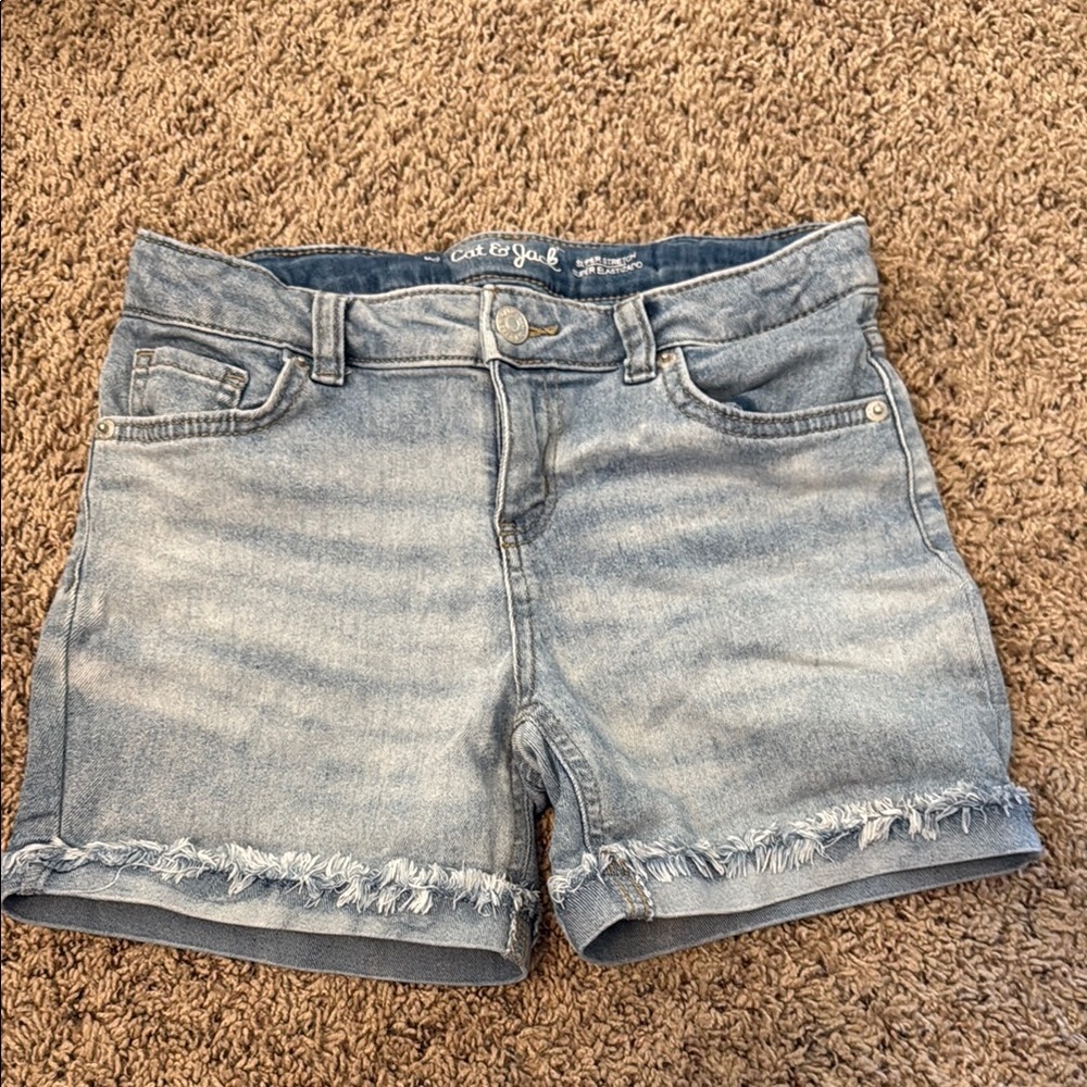 Cat & Jack Women's Frayed Hem Jean Shorts - Light Blue